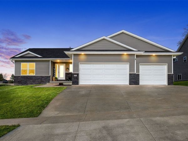 601 Gentry Lane , Tiffin, IA 52340