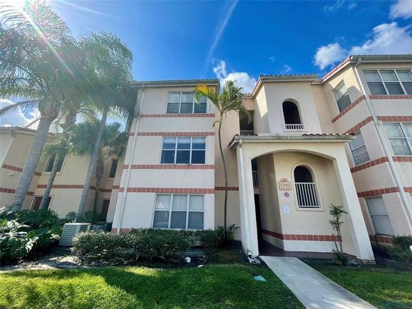 3350 N Pinewalk Dr Drive N, Unit 1413, Margate, FL 33063
