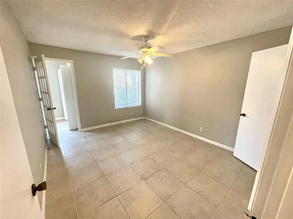 3350 N Pinewalk Dr Drive N, Unit 1413, Margate, FL 33063 Photo
