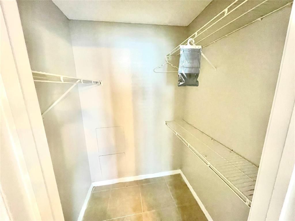 3350 N Pinewalk Dr Drive N, Unit 1413, Margate, FL 33063 Photo