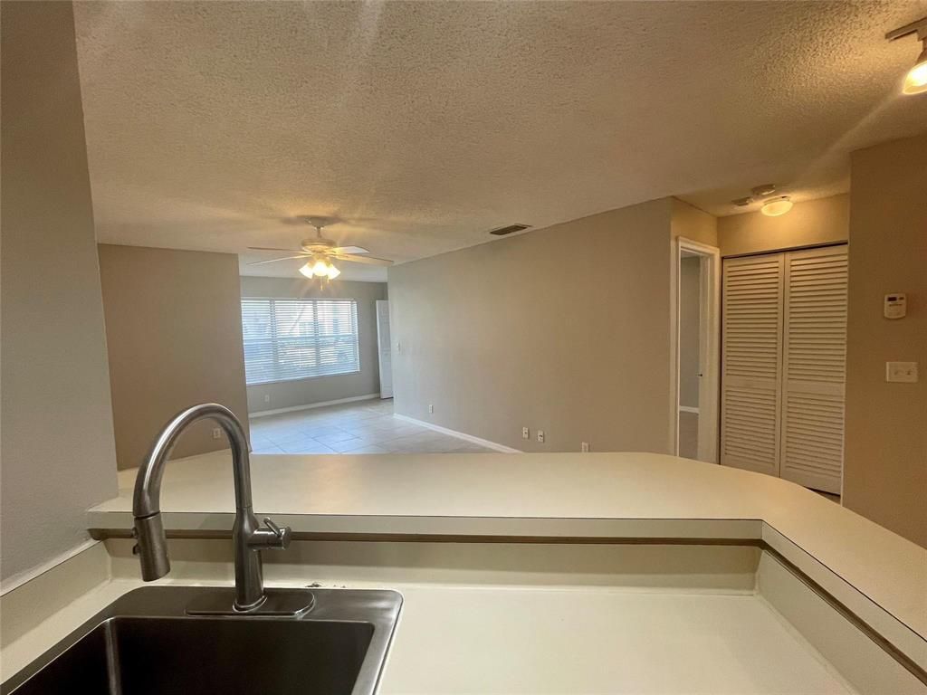 3350 N Pinewalk Dr Drive N, Unit 1413, Margate, FL 33063 Photo