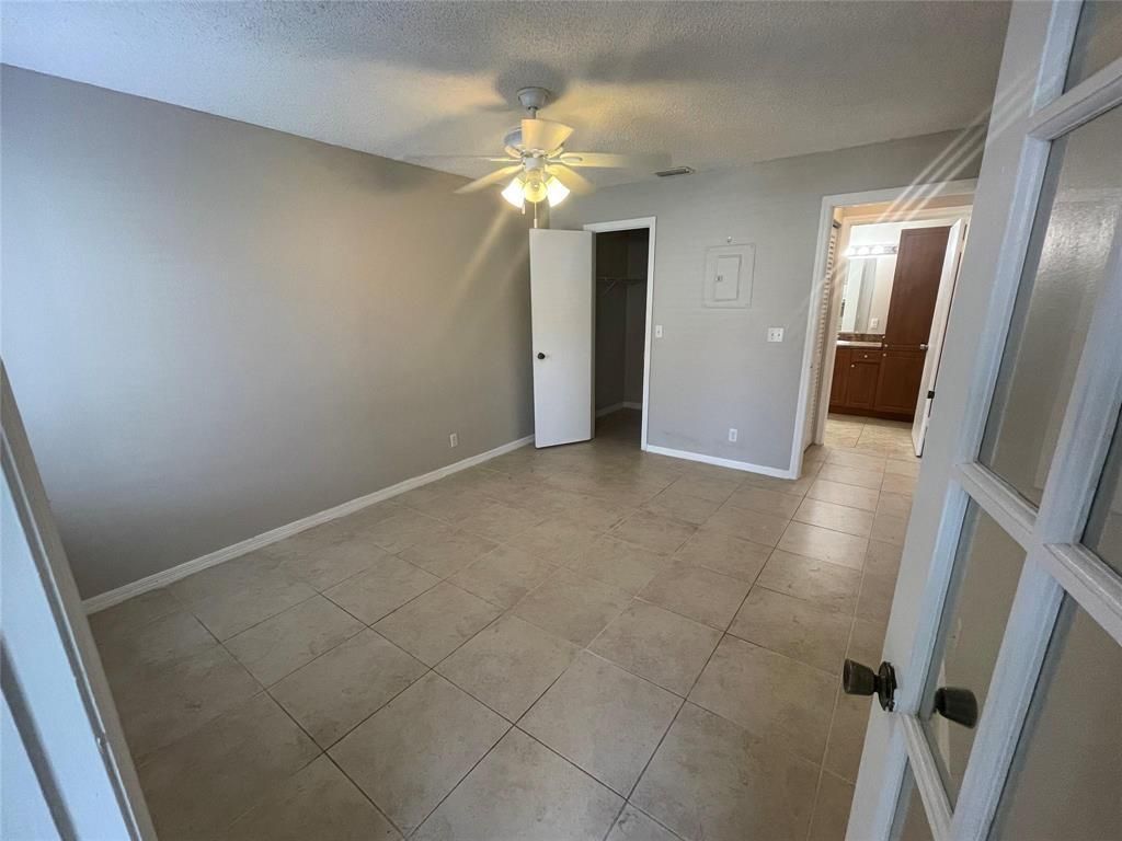 3350 N Pinewalk Dr Drive N, Unit 1413, Margate, FL 33063 Photo