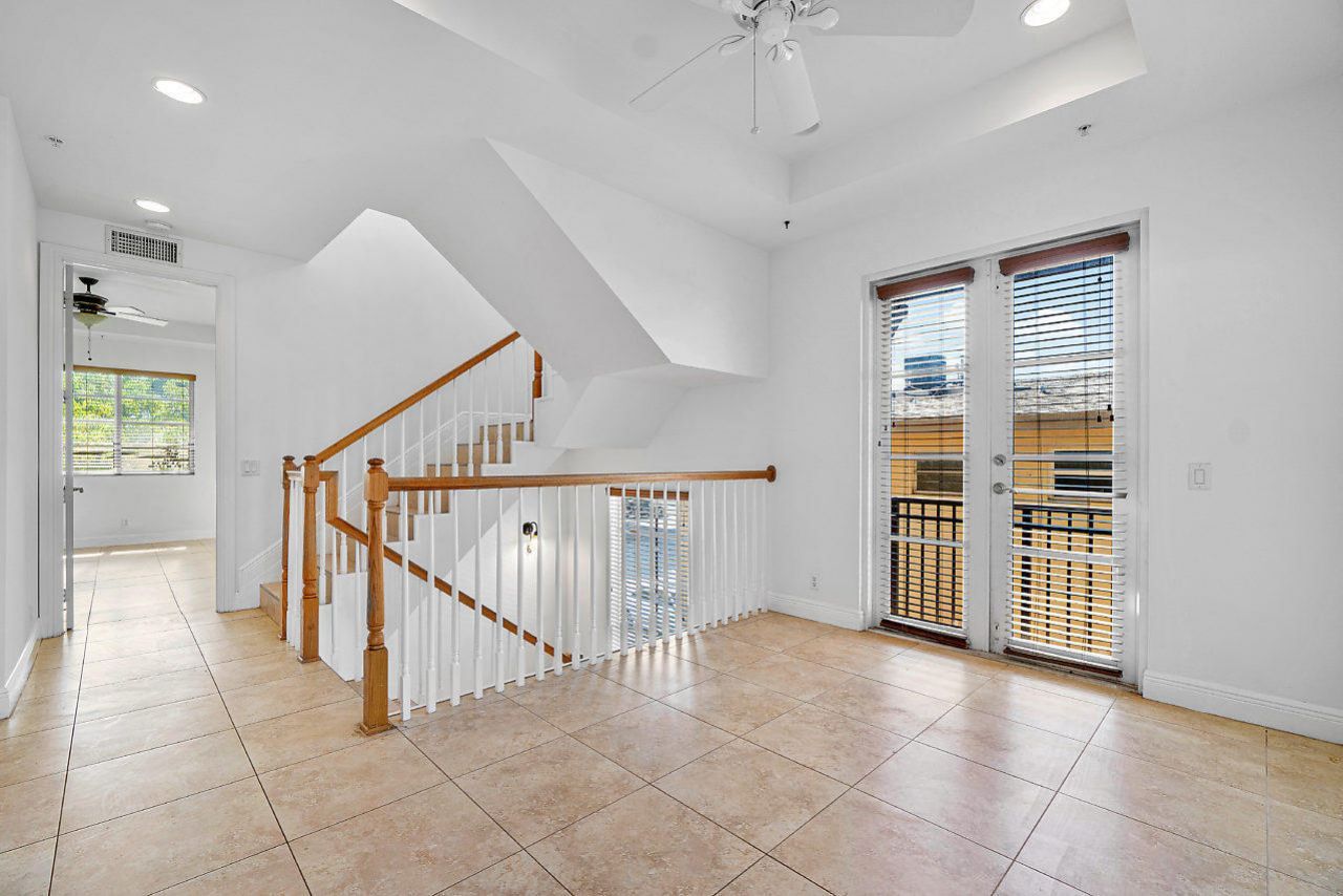 811 S Federal Highway, Unit 4, Lake Worth Beach, FL 33460 Photo