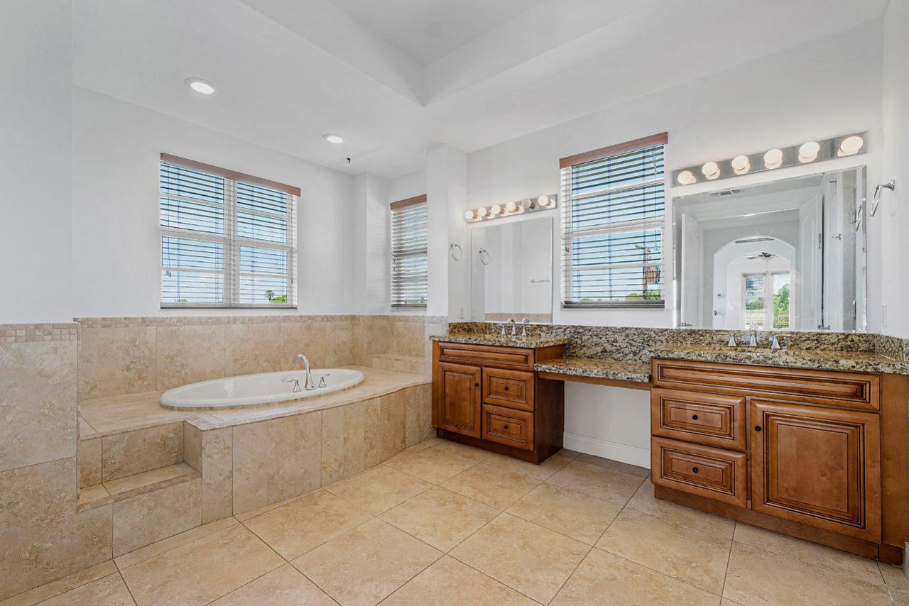 811 S Federal Highway, Unit 4, Lake Worth Beach, FL 33460 Photo