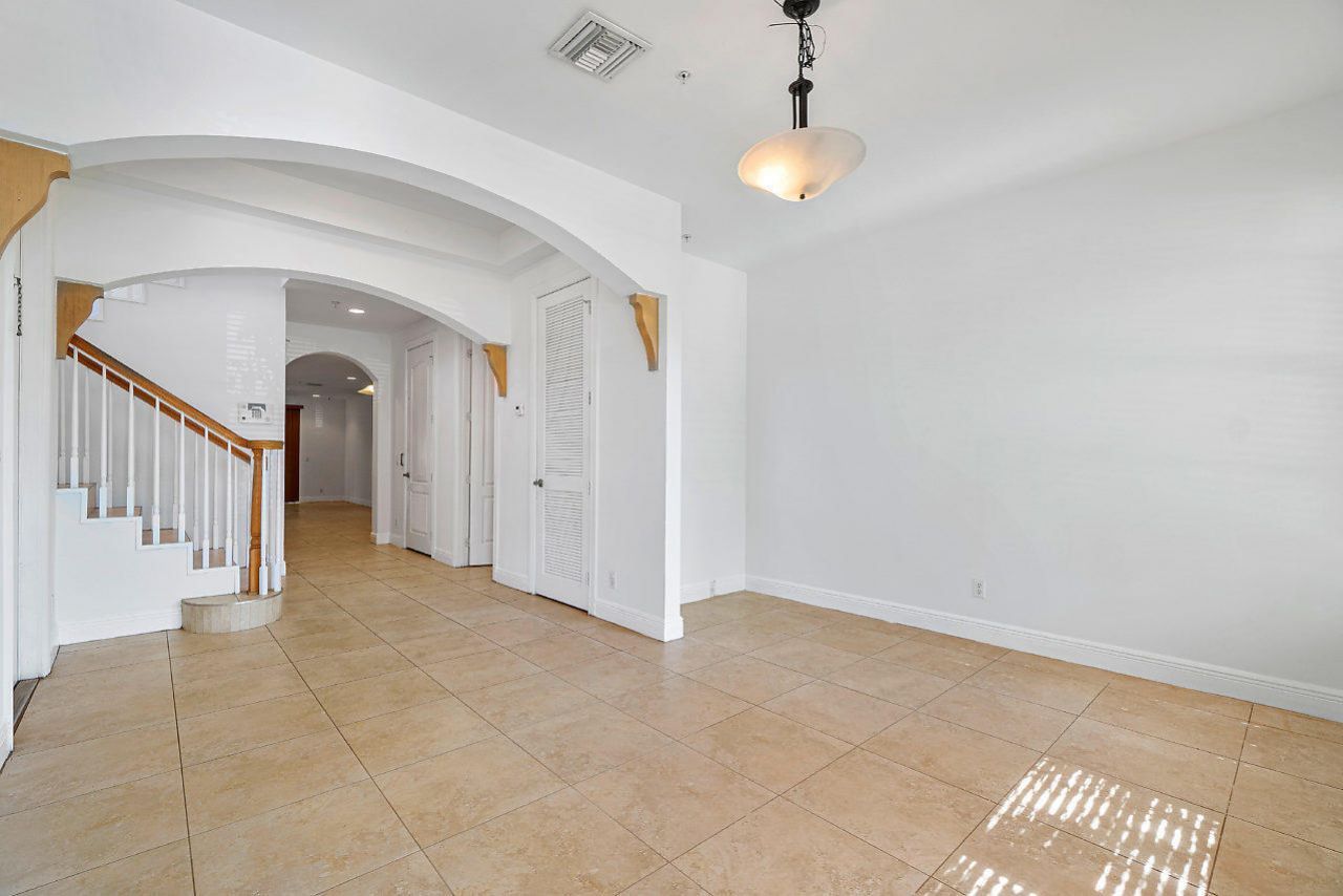 811 S Federal Highway, Unit 4, Lake Worth Beach, FL 33460 Photo