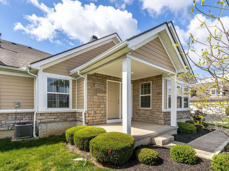 3238 Rossmore Circle, Powell, OH 43065 Photo 2