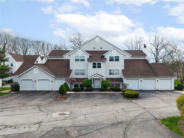 1203 W River Road N, Elyria, OH 44035