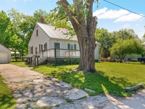 910 S Hazel Street, Mt Vernon, MO 65712