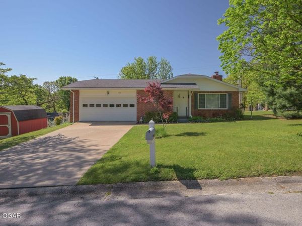 513 Watkins Drive, Neosho, MO 64850