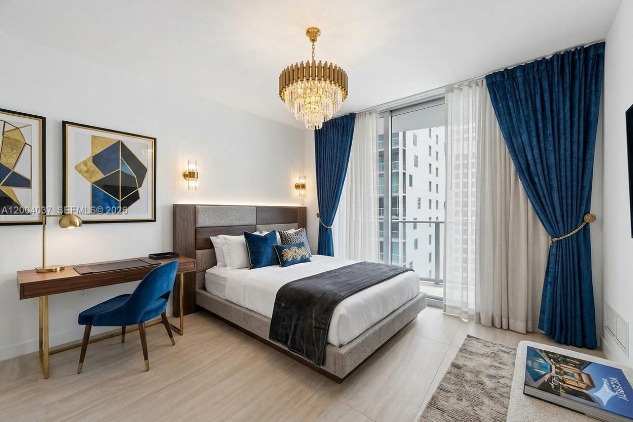 77 SE 5th Street, Unit 2614, Miami, FL 33131 Photo