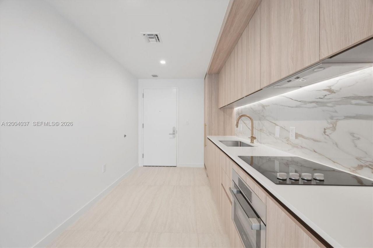 77 SE 5th Street, Unit 2614, Miami, FL 33131 Photo