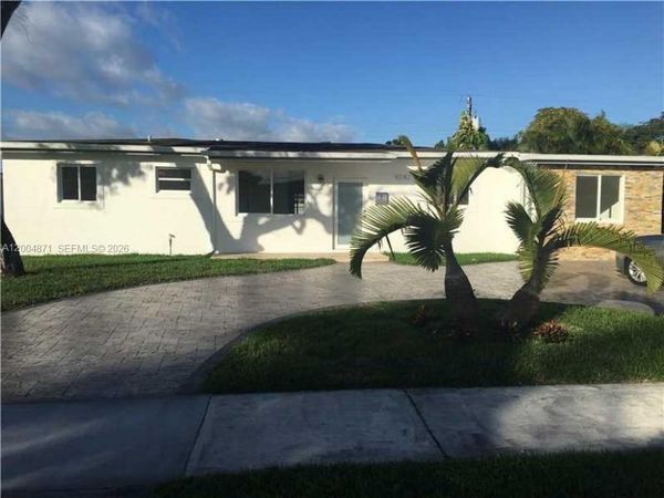 4242 SW 98th Ave, Unit 4242, Miami, FL 33165