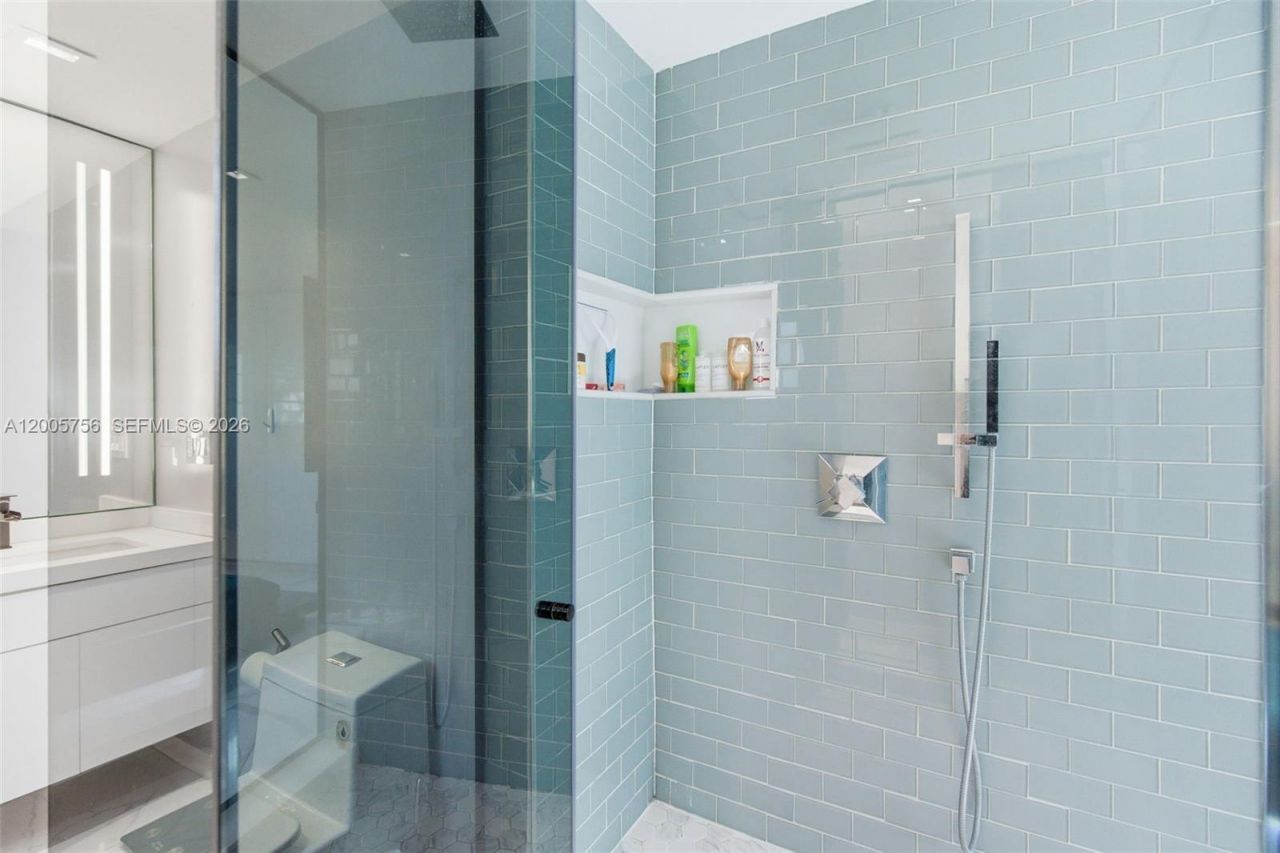 1428 Euclid Ave, Unit 207, Miami Beach, FL 33139 Photo