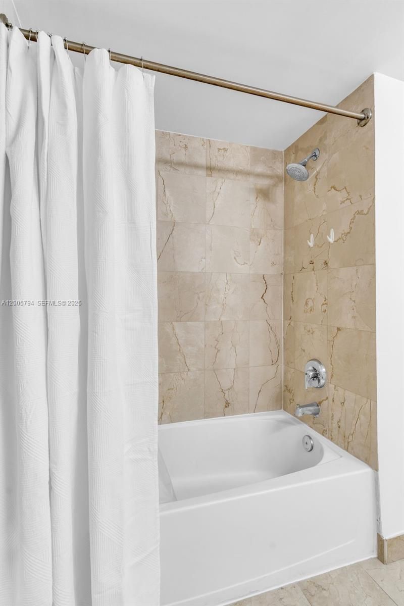 2101 Brickell Ave, Unit 306, Miami, FL 33129 Photo