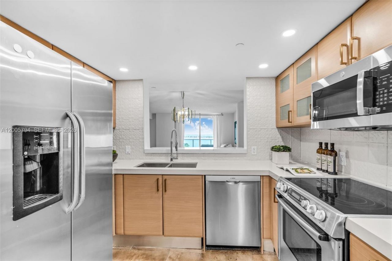 2101 Brickell Ave, Unit 306, Miami, FL 33129 Photo