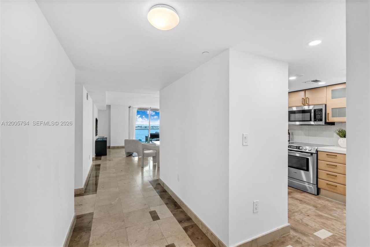 2101 Brickell Ave, Unit 306, Miami, FL 33129 Photo