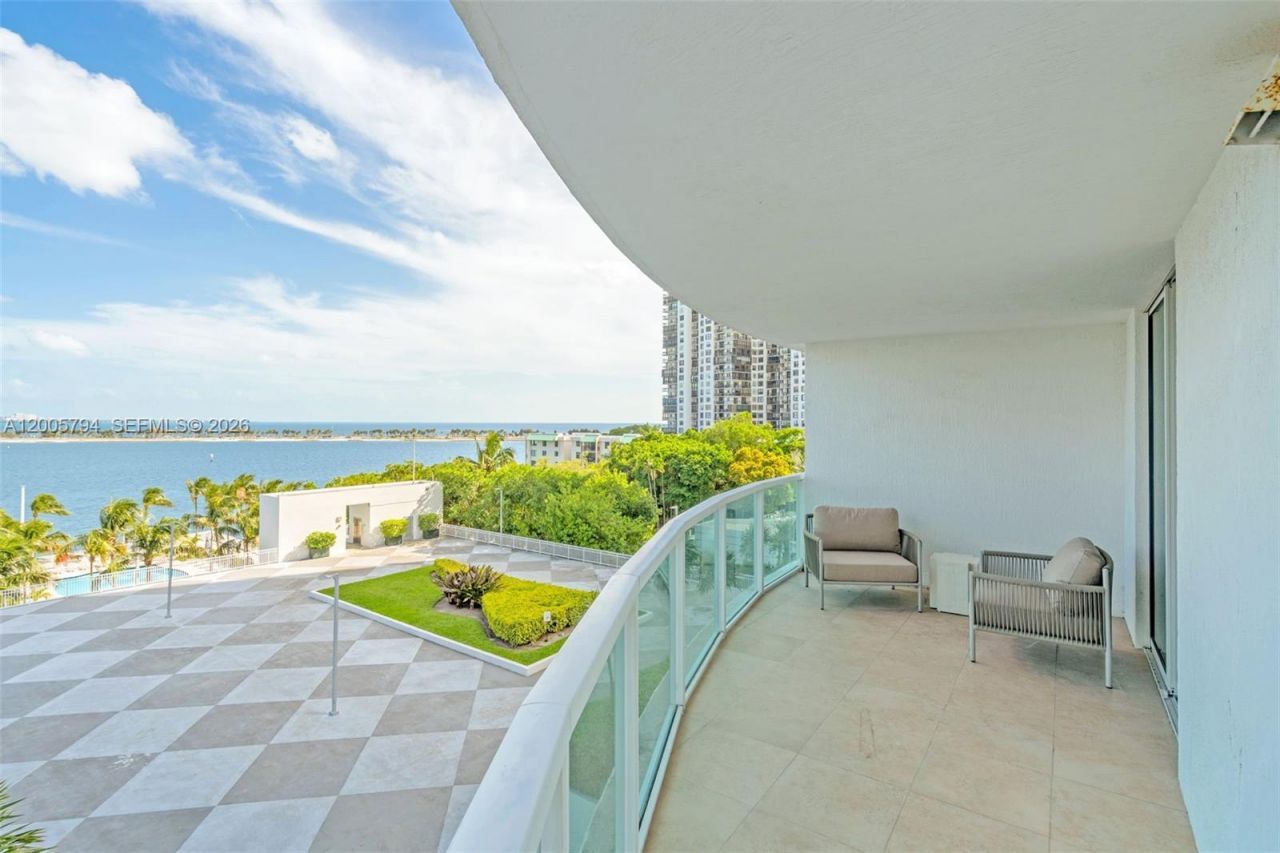 2101 Brickell Ave, Unit 306, Miami, FL 33129 Photo
