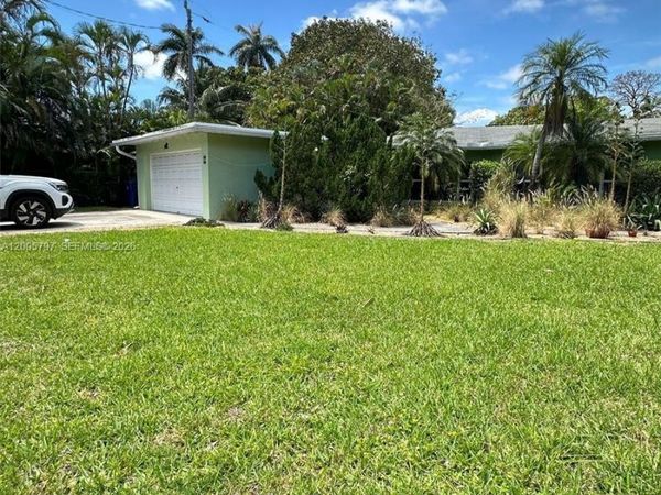 1753 NE 18th St , Unit 1753, Fort Lauderdale, FL 33305