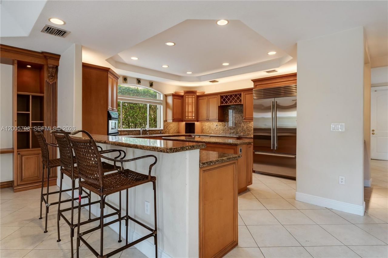 11071 SW 28th St , Miami, FL 33165 Photo