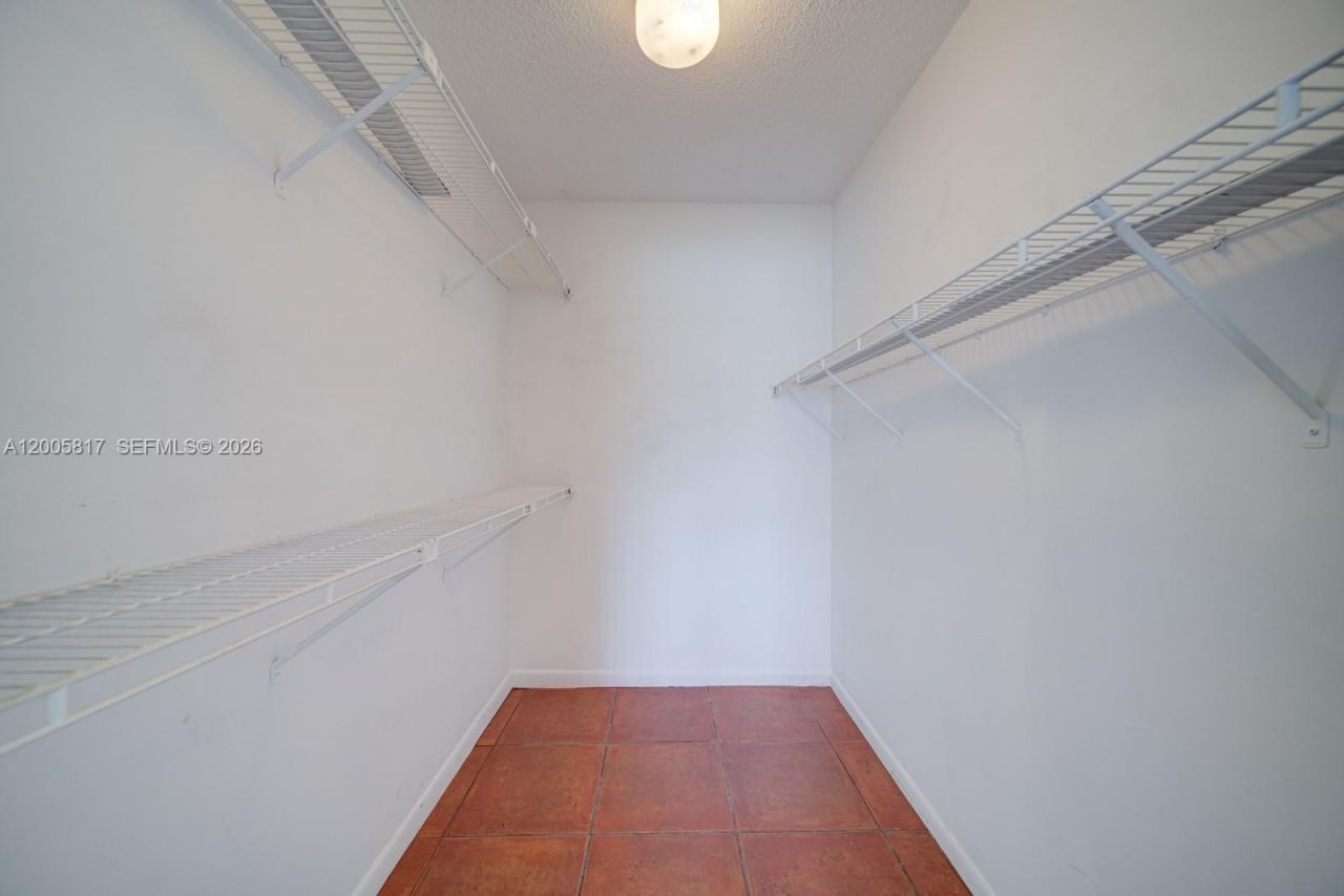 9715 Hammocks Blvd , Unit 106, Miami, FL 33196 Photo