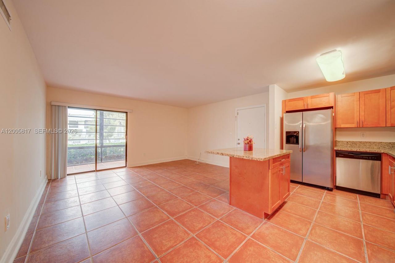 9715 Hammocks Blvd , Unit 106, Miami, FL 33196 Photo