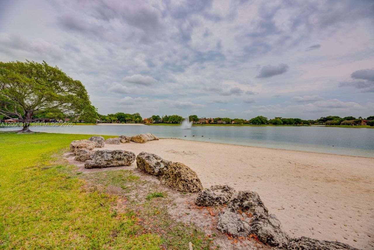 9715 Hammocks Blvd , Unit 106, Miami, FL 33196 Photo