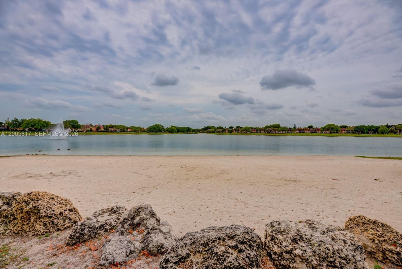 9715 Hammocks Blvd , Unit 106, Miami, FL 33196 Photo