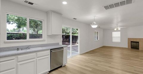 1119 John Wayne Dr, Yuba City, CA 95991 Photo