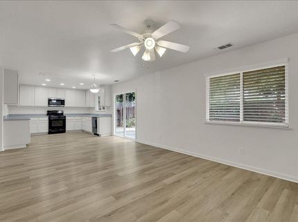 1119 John Wayne Dr, Yuba City, CA 95991 Photo