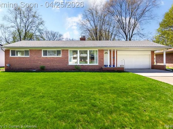22803 Manning Street, Farmington, MI 48336