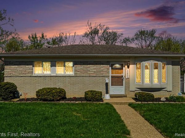 22952 Tuck Road , Farmington Hills, MI 48336