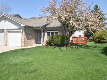 23436 Mahoney Court, Brownstown Twp, MI 48183