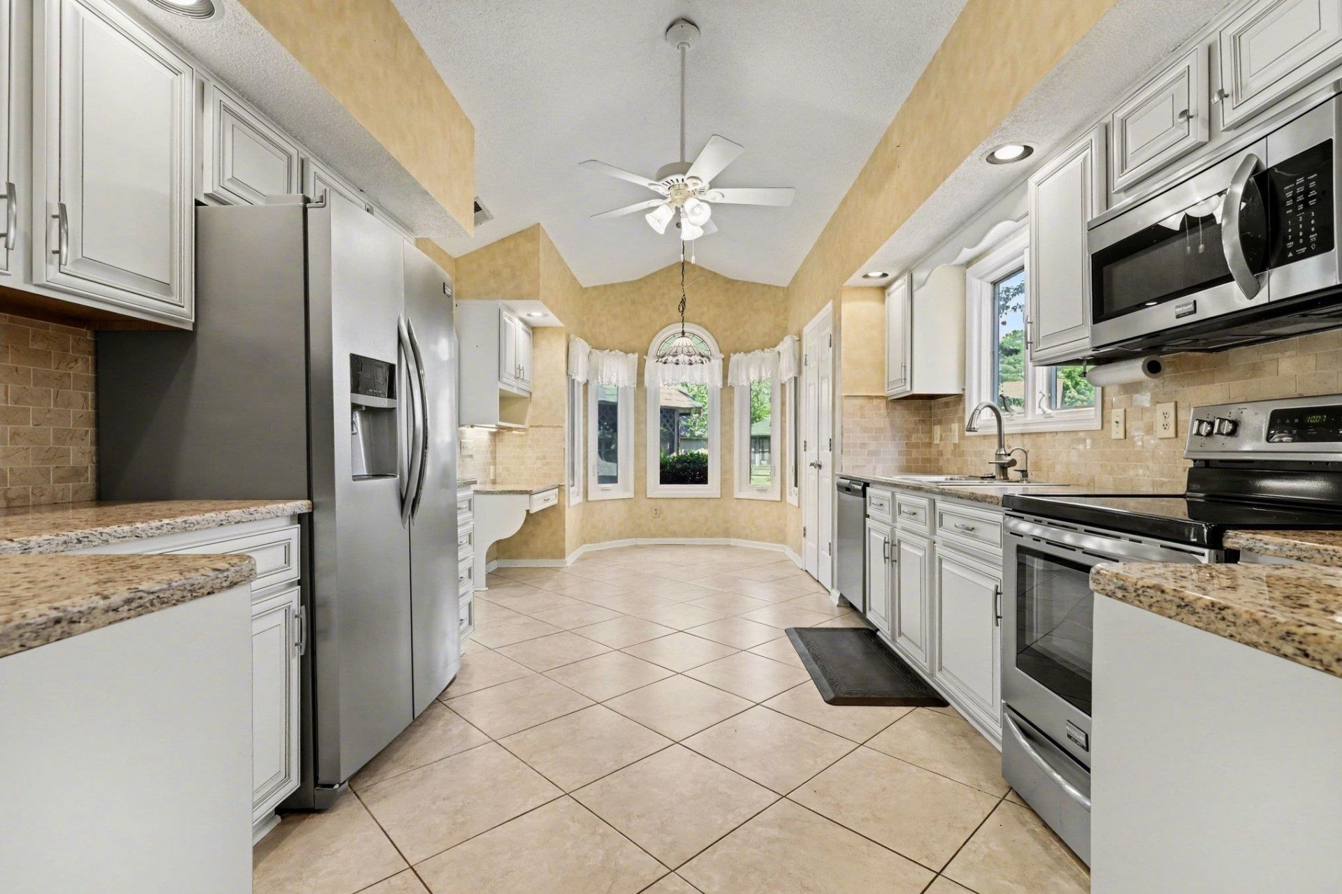 106 Bentwood Circle Photo 11