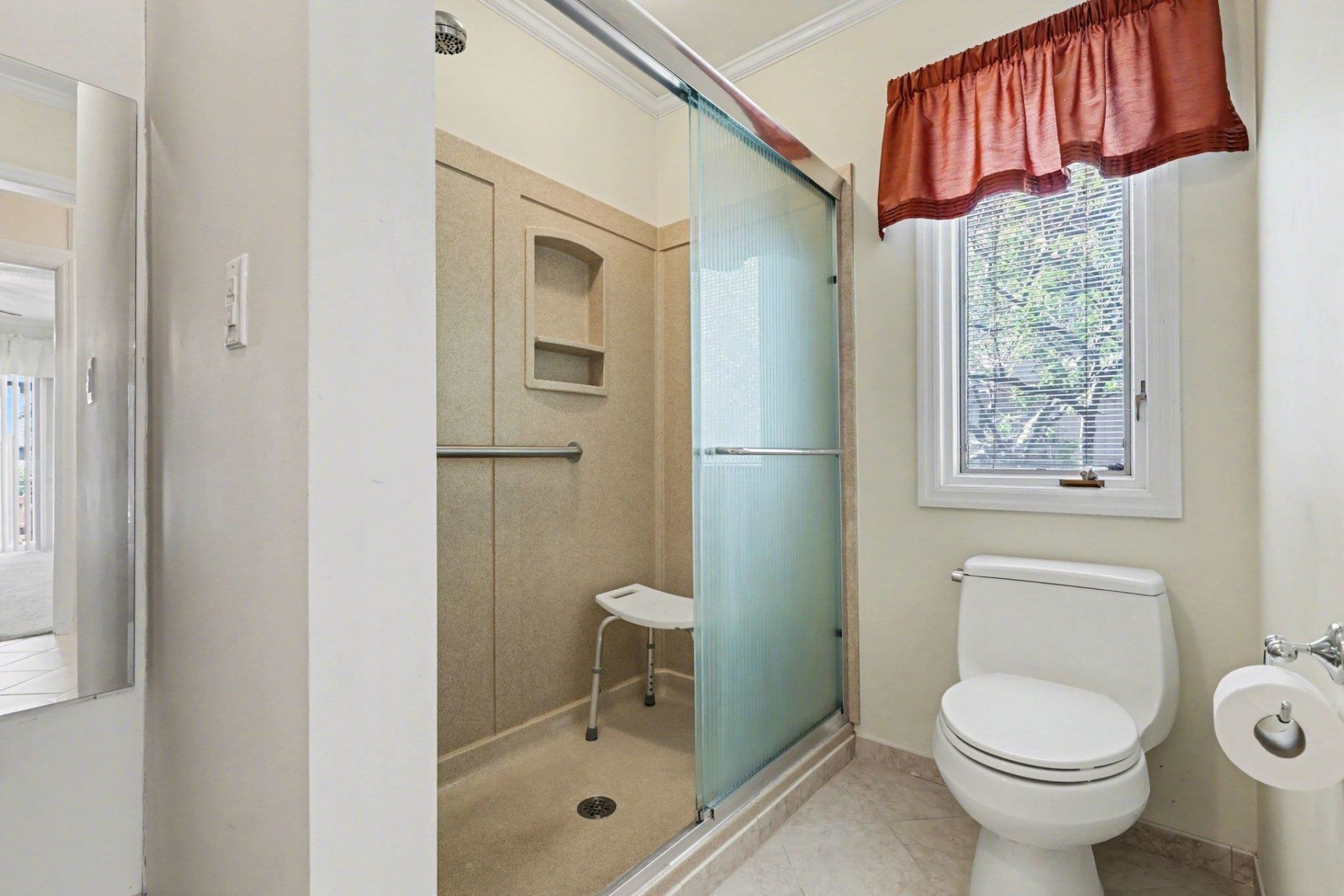 106 Bentwood Circle Photo 15