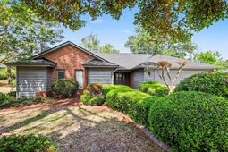 106 Bentwood Circle photo 4