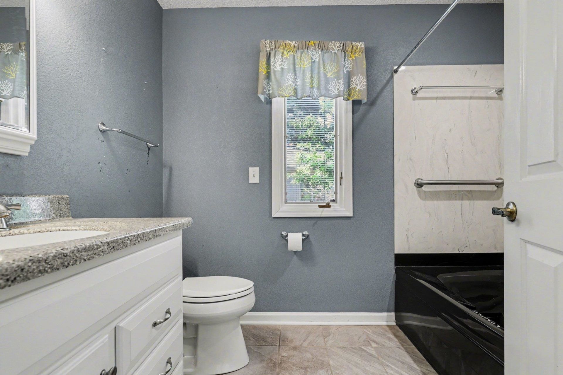 106 Bentwood Circle Photo 22