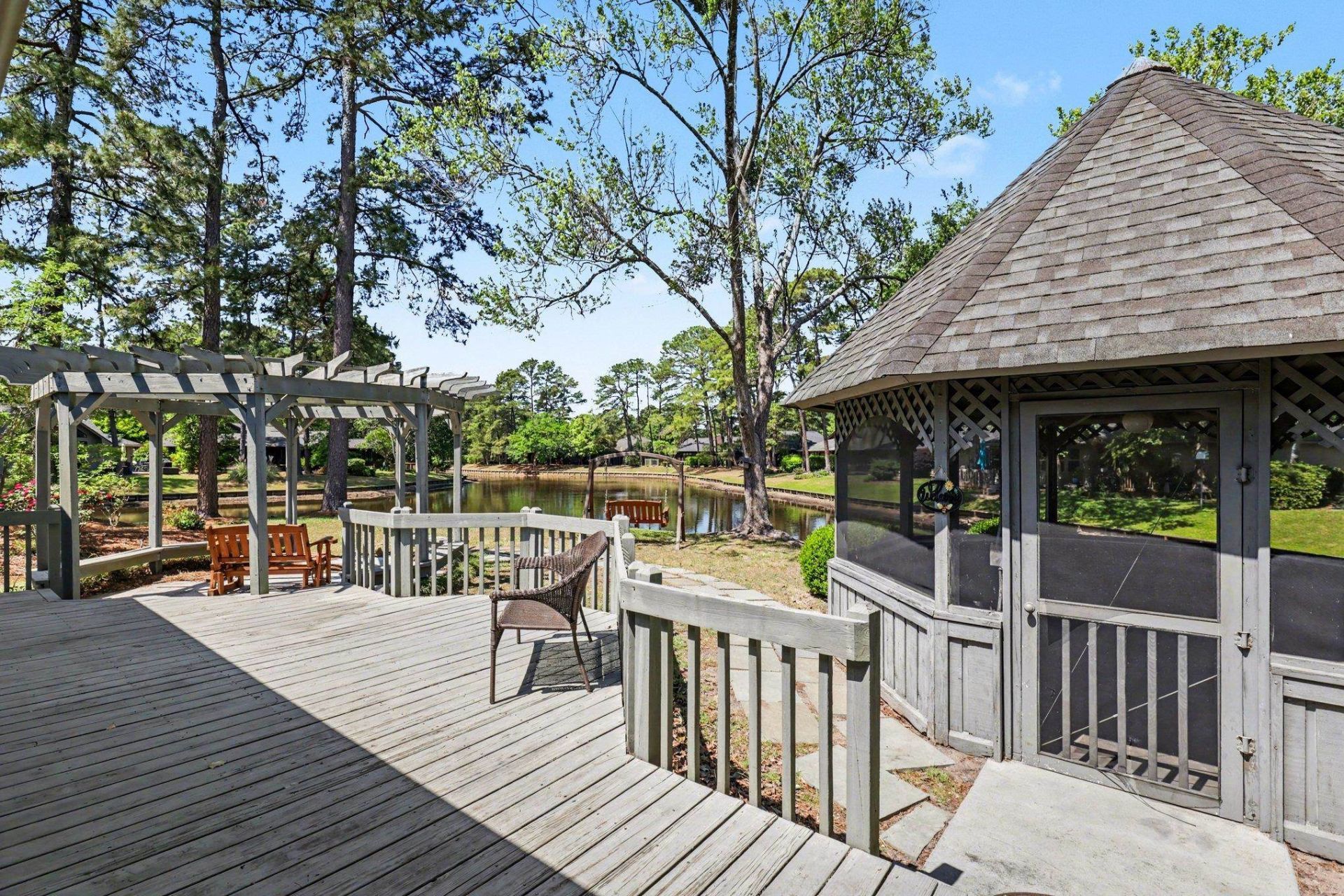 106 Bentwood Circle Photo 24