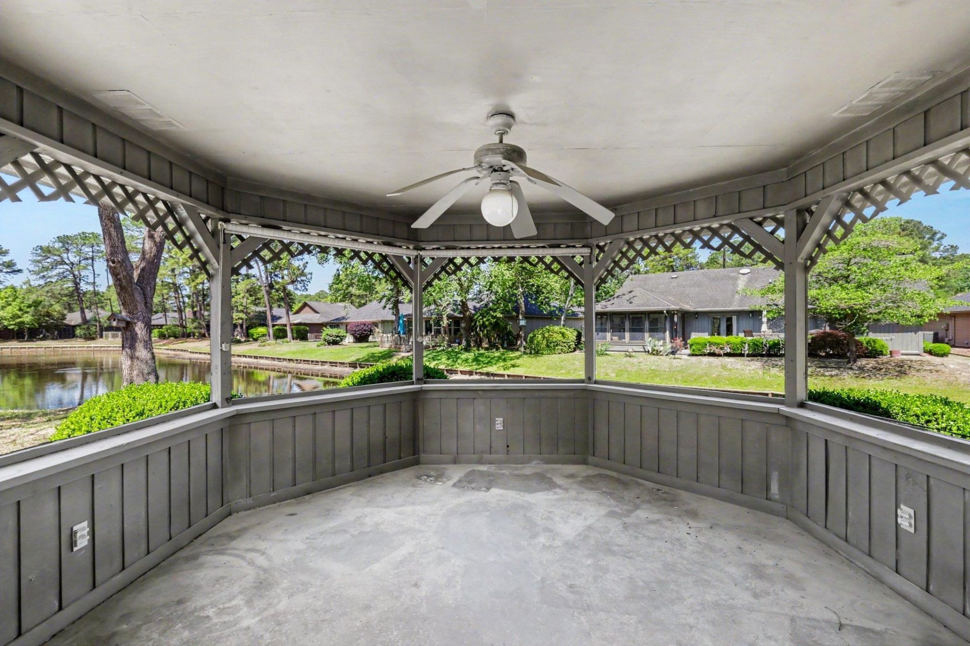 106 Bentwood Circle Photo 25