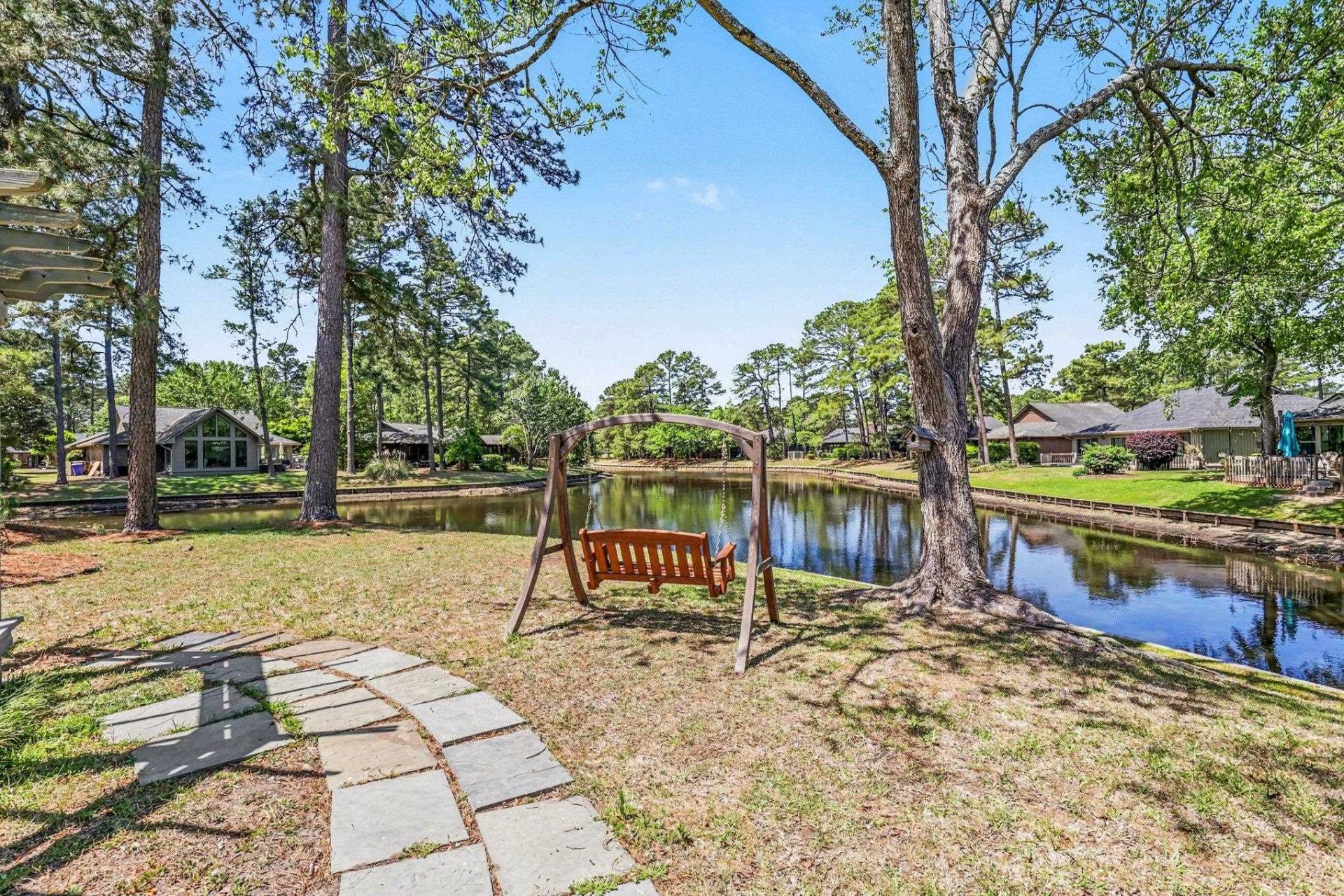 106 Bentwood Circle Photo 26