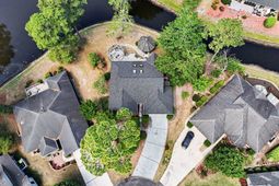 106 Bentwood Circle photo 4