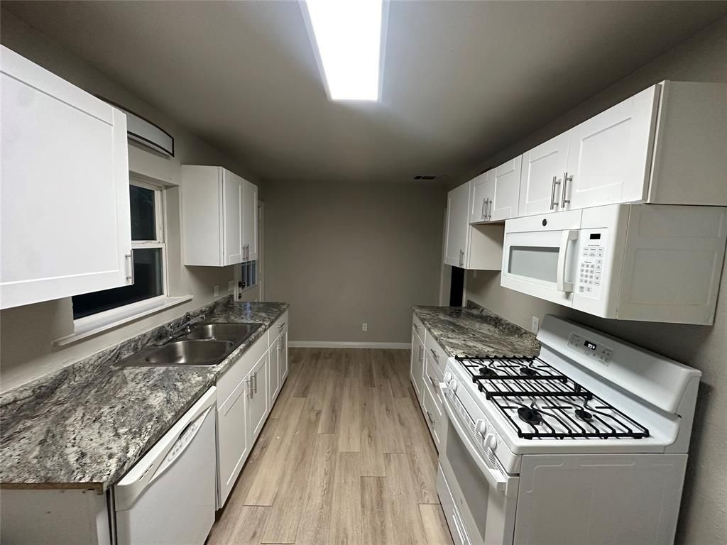 2908 Binyon Street, Fort Worth, TX 76133 Main Photo