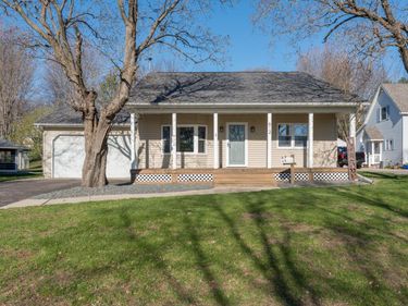 612 N 8th Street, Saint Peter, MN 56082