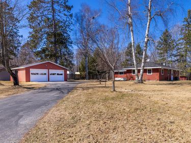 32132 Gunn Park Drive, Grand Rapids, MN 55744