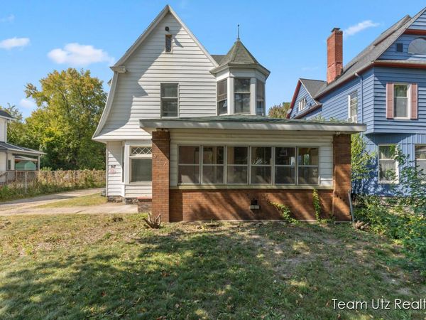 917 Jefferson Avenue SE, Grand Rapids, MI 49507