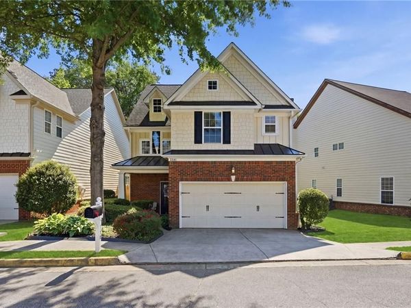 5740 Chatham Circle , Norcross, GA 30071