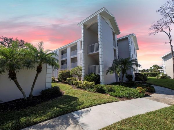 437 CERROMAR LANE , Unit 525, VENICE, FL 34293