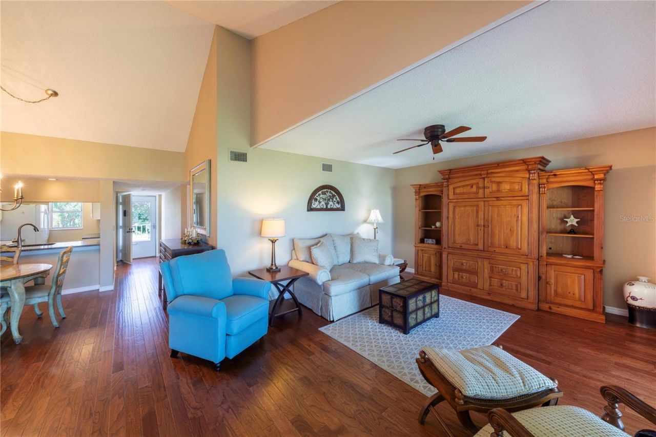 437 Cerromar Lane , Unit 525, Venice, FL 34293 Photo