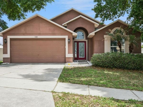 1581 SILHOUETTE DRIVE , CLERMONT, FL 34711