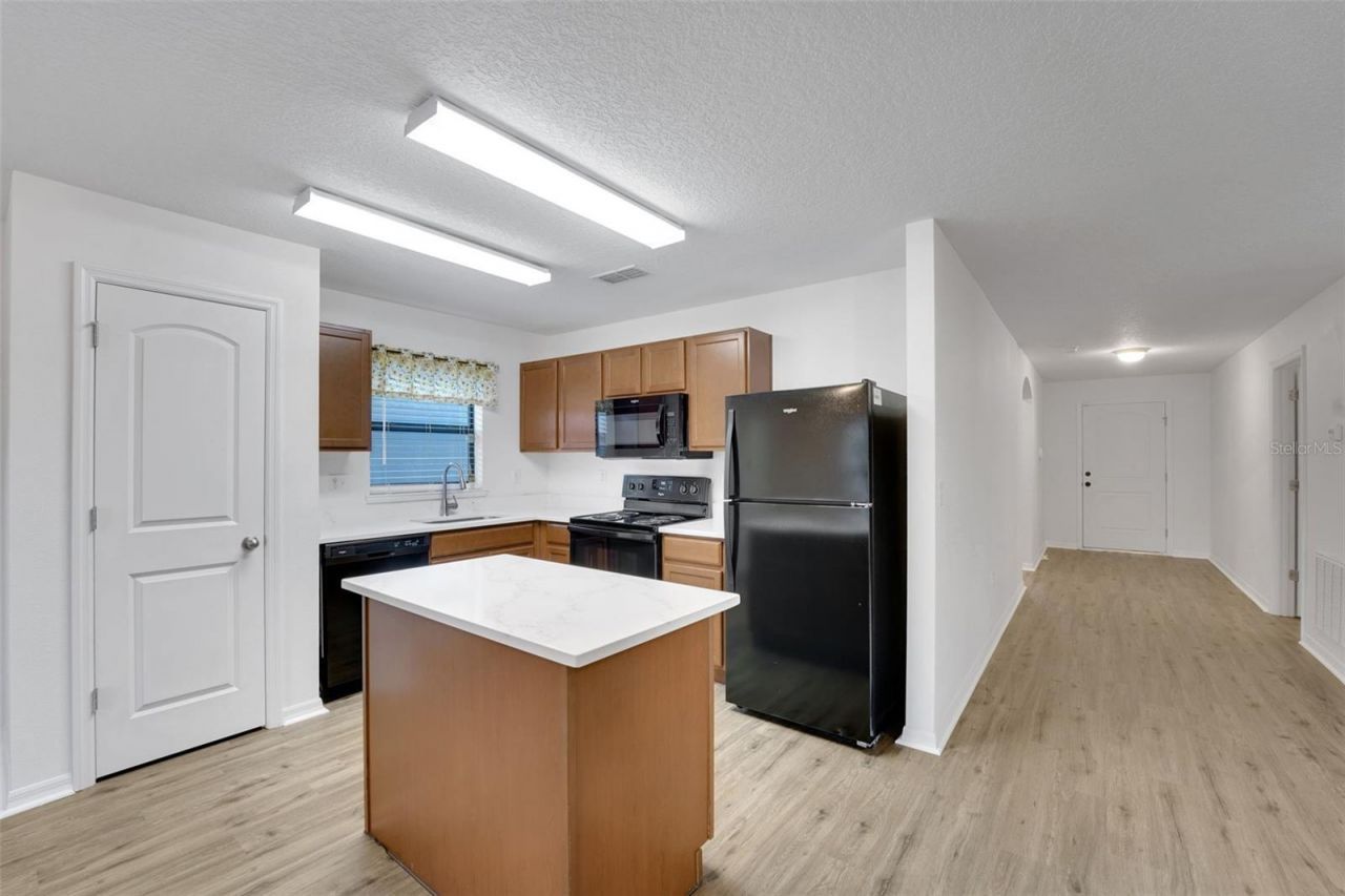 2659 Rotherham Road , Tavares, FL 32778 Photo