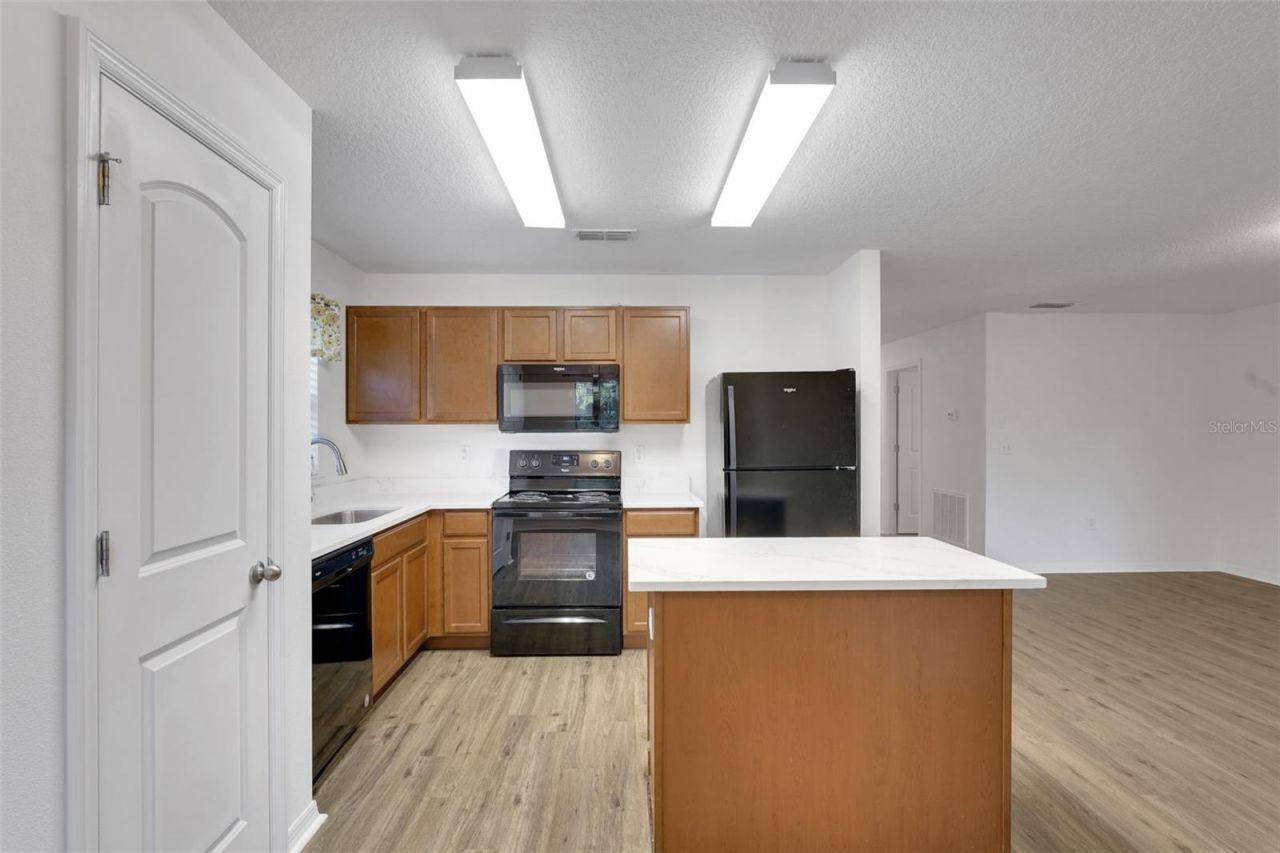 2659 Rotherham Road , Tavares, FL 32778 Photo